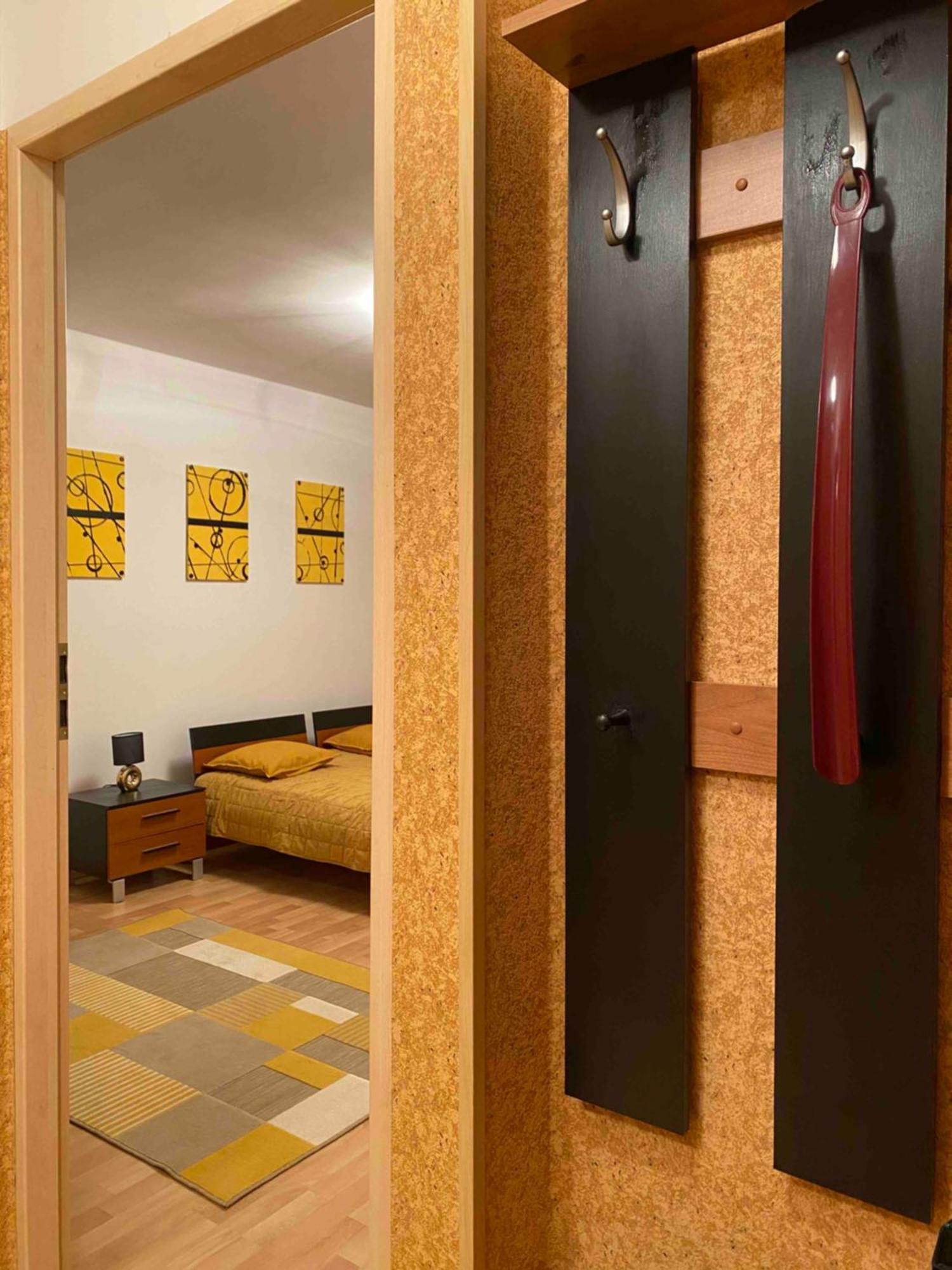 2-Pokojowe Mieszkanie Ul. Zlota Apartamento Varsóvia Exterior foto